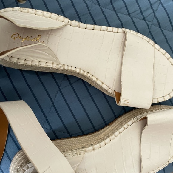 White Sandals! - Picture 3 of 3